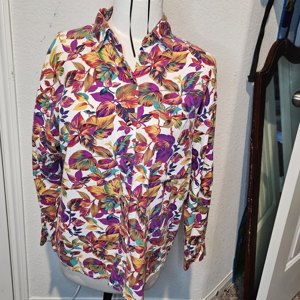 Gitano Vintage Size S Vibrant Floral Top